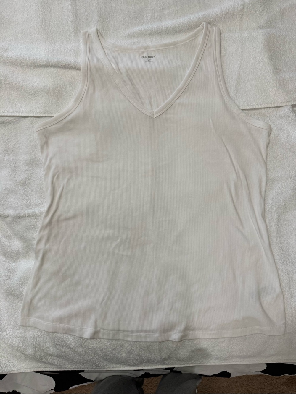 3x Old Navy first layer Women’s White ribbed V-Neck Tank Top
